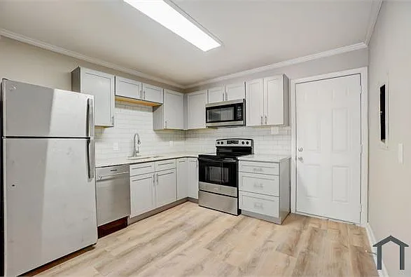 1301 King Ave #E — Photo 7