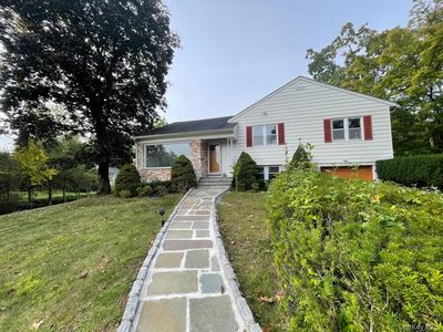 66 Laron Drive, New Rochelle, NY, 10804