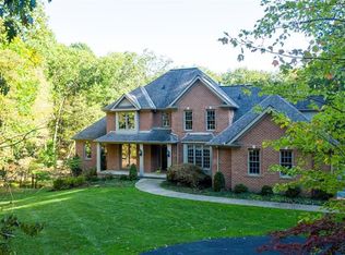 404 Blackstone Ln, Mars, PA 16046