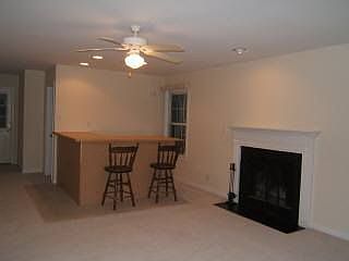 Large Family/Game Room