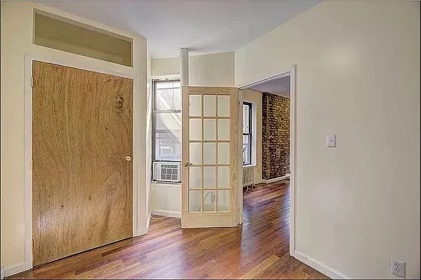 Rented by Bond New York | media 4