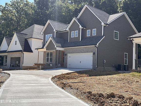 2nd image of 2306 Birch Hollow Ln