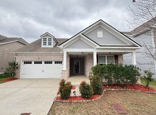 1829 Stonewater Dr, Hermitage, TN 37076