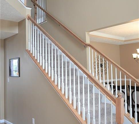 2nd image of 1227 Foxcroft Ct