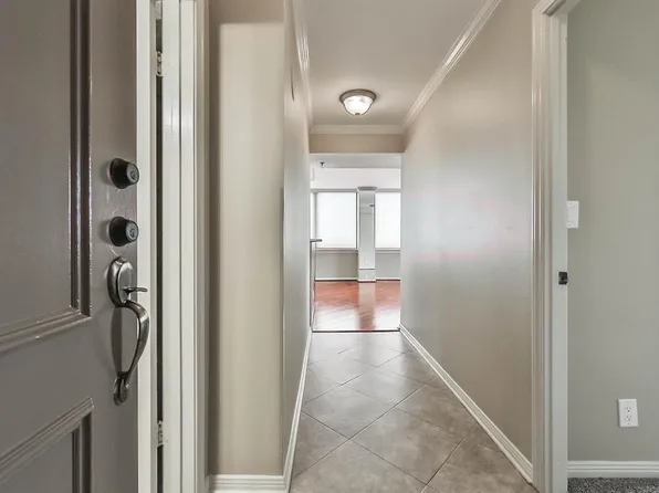 3525 Sage Rd APT 716, Houston, TX 77056