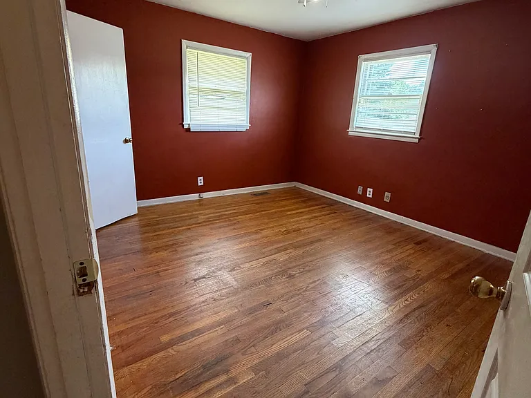 1010 Bradyville Pike — Photo 6