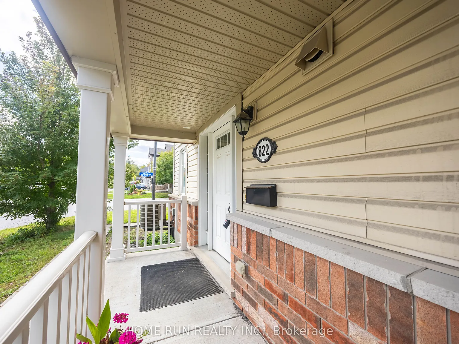 3 bed, $2,480 — Photo 4