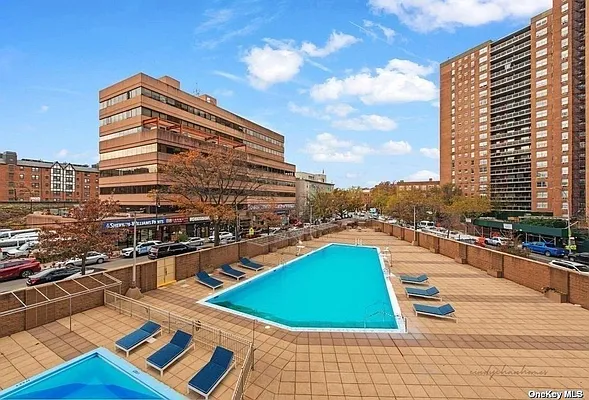 70-25 Yellowstone Boulevard #1Y in Forest Hills, Queens
