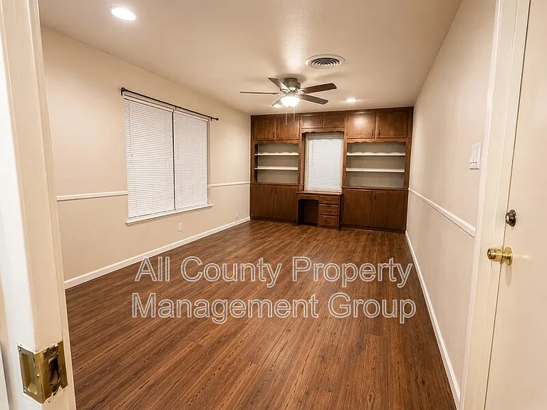 5016 Sabelle Ln — Photo 7