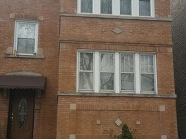 2816 N Kenneth Ave, Chicago, IL 60641