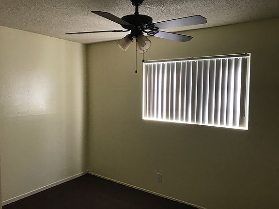 5th image of 140 N Grandview Ave