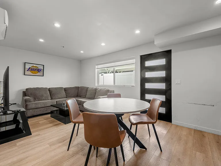 5024 Lindley Ave — Photo 4