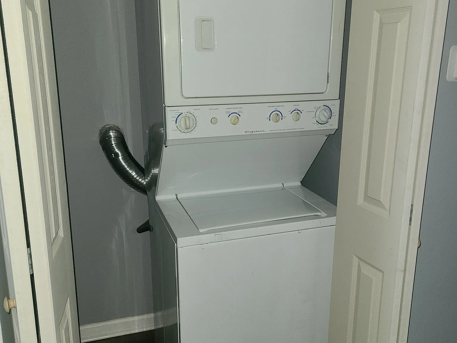 3 bed, 1.5 bath, 1250 sqft, $1,600 — Photo 4