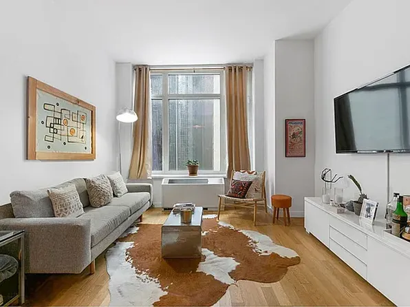 325 Fifth Avenue 8E image 1 of 8