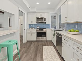 7643 Encino Ave, Northridge, CA 91325