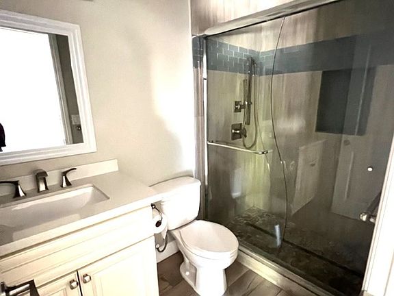 3rd image of 6434 Eagle Creek Ln