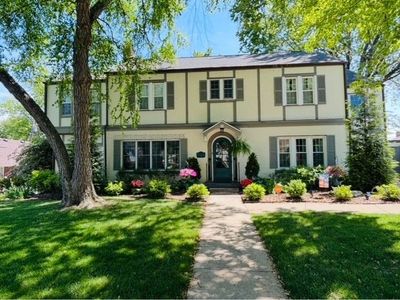 16 W Conron Ave, Danville, IL, 61832