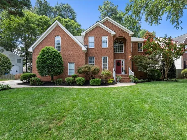 825 Catrina Ln, Chesapeake, VA 23322