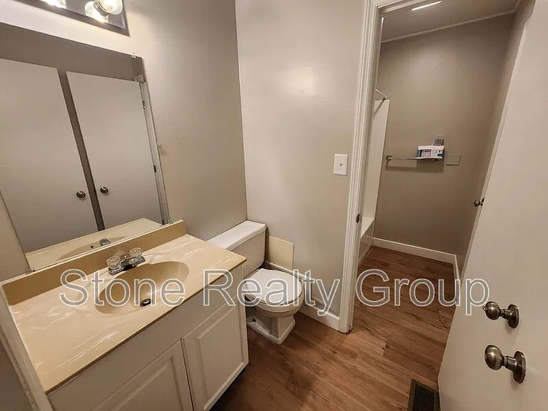 4480 S Sioux St #D — Photo 8