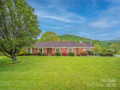 24 Beaumont Dr, Hendersonville, NC, 28739