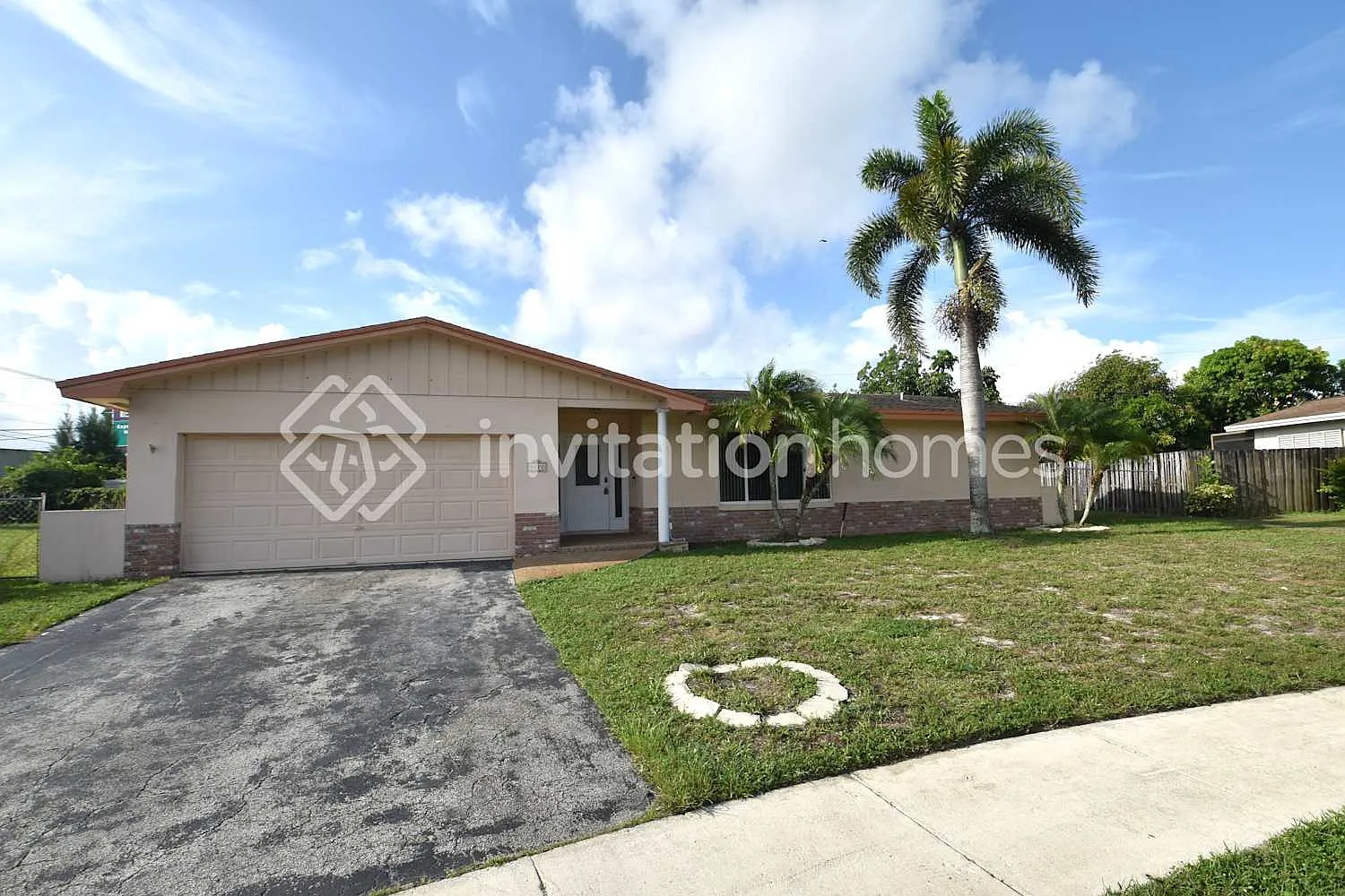 5220 SW 8th Ct Plantation, FL 33317 — Photo 1