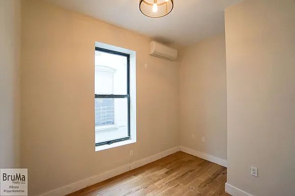 Rented by Bruma Realty LLC | media 32