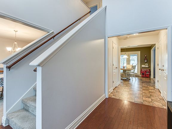 4th image of 1336 Sunray Dr