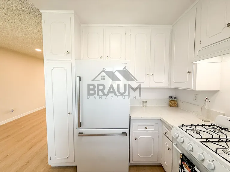 18350 NAPA, LLC — Photo 15