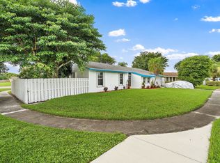 4857 Foxwood Cir, West Palm Beach, FL 33417