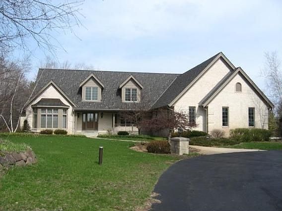 1st image of 6056 Old Farm Ln