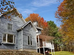 105 Black Bear Trl, Milford, PA 18337