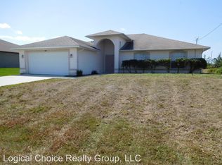 2118 NE 40th St, Cape Coral, FL 33909