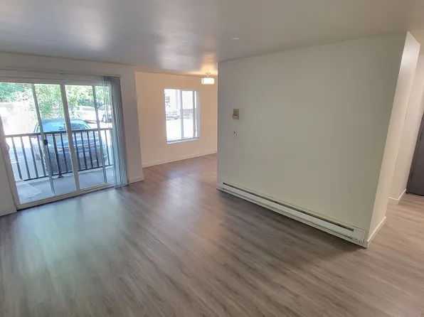 12340 Apartments, 12340 33rd Ave NE #2, Seattle, WA 98125