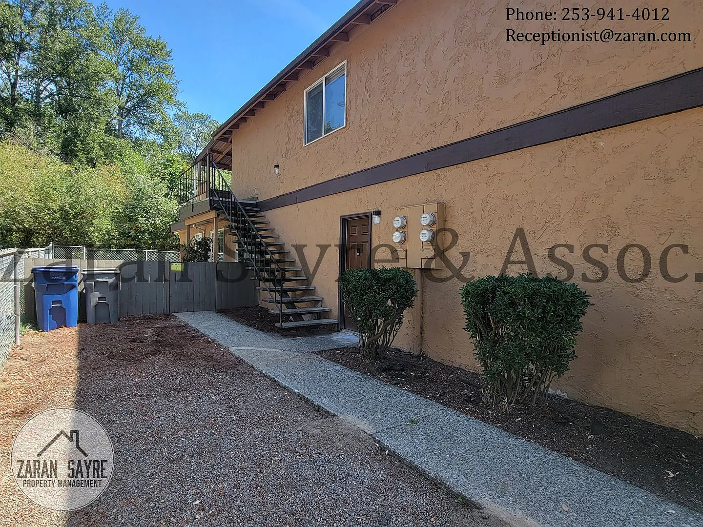 501-D Top floor apartment in Auburn — Photo 3