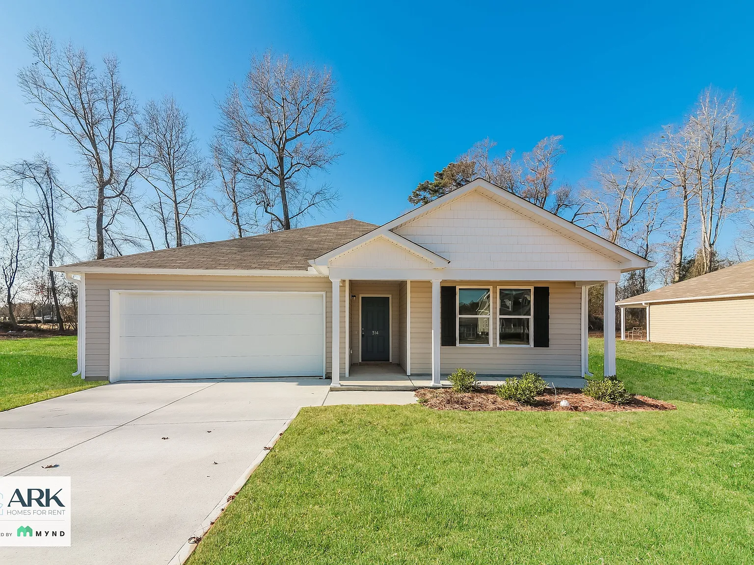 4 bed, 2.0 bath, 1776 sqft, $1,935 — Photo 1