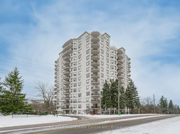 255 Keats Way #1108, Waterloo, ON N2L 6N6