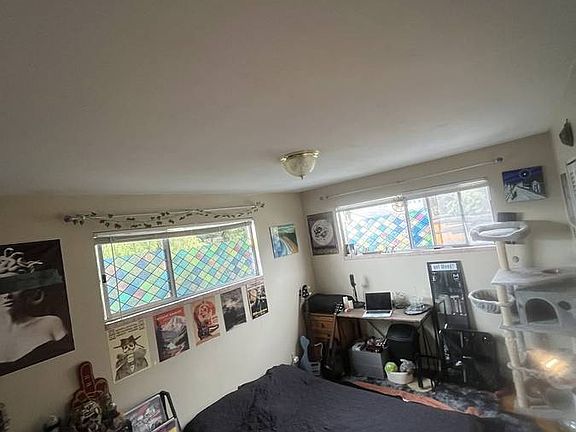 2nd image of 11308 5th Ave NE
