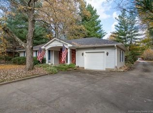 605 Hausfeldt Ln, New Albany, IN 47150