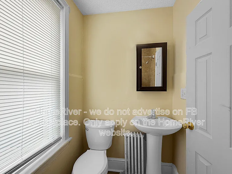 2917 Edgemont St — Photo 11
