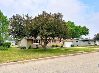 219 S State St, Prairie Du Chien, WI 53821