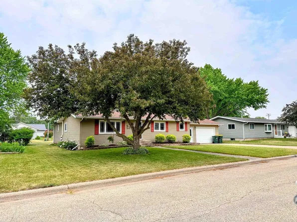 219 South State STREET, Prairie Du Chien, WI 53821