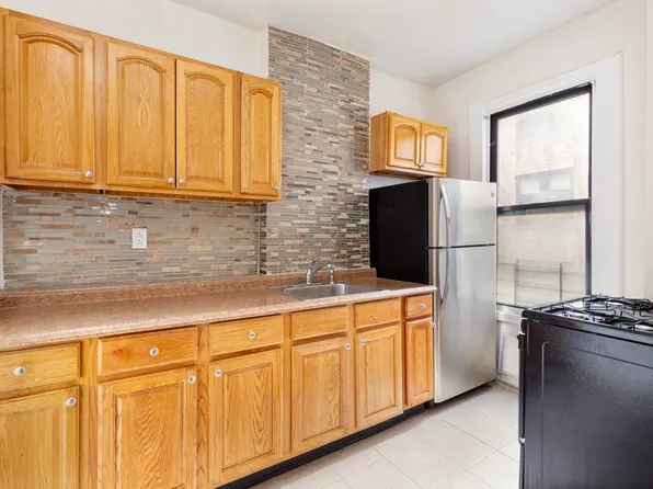 557 West 150th Street 31 image 2 of 9
