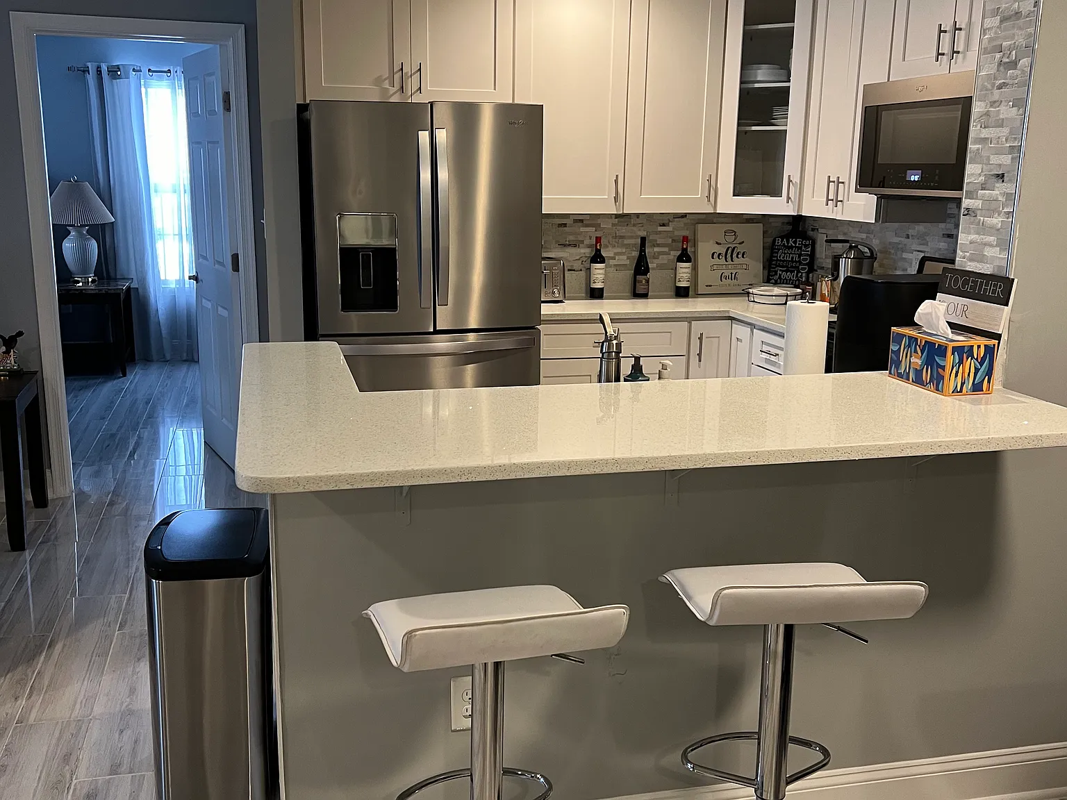 2 bed, 941 sqft, $3,350 — Photo 4