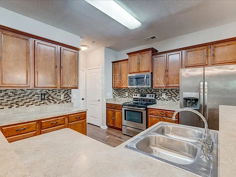 123 Wellbrook Ct NE — Photo 18