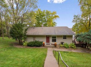 3738 Rice Ridge Cir NE, North Liberty, IA 52317