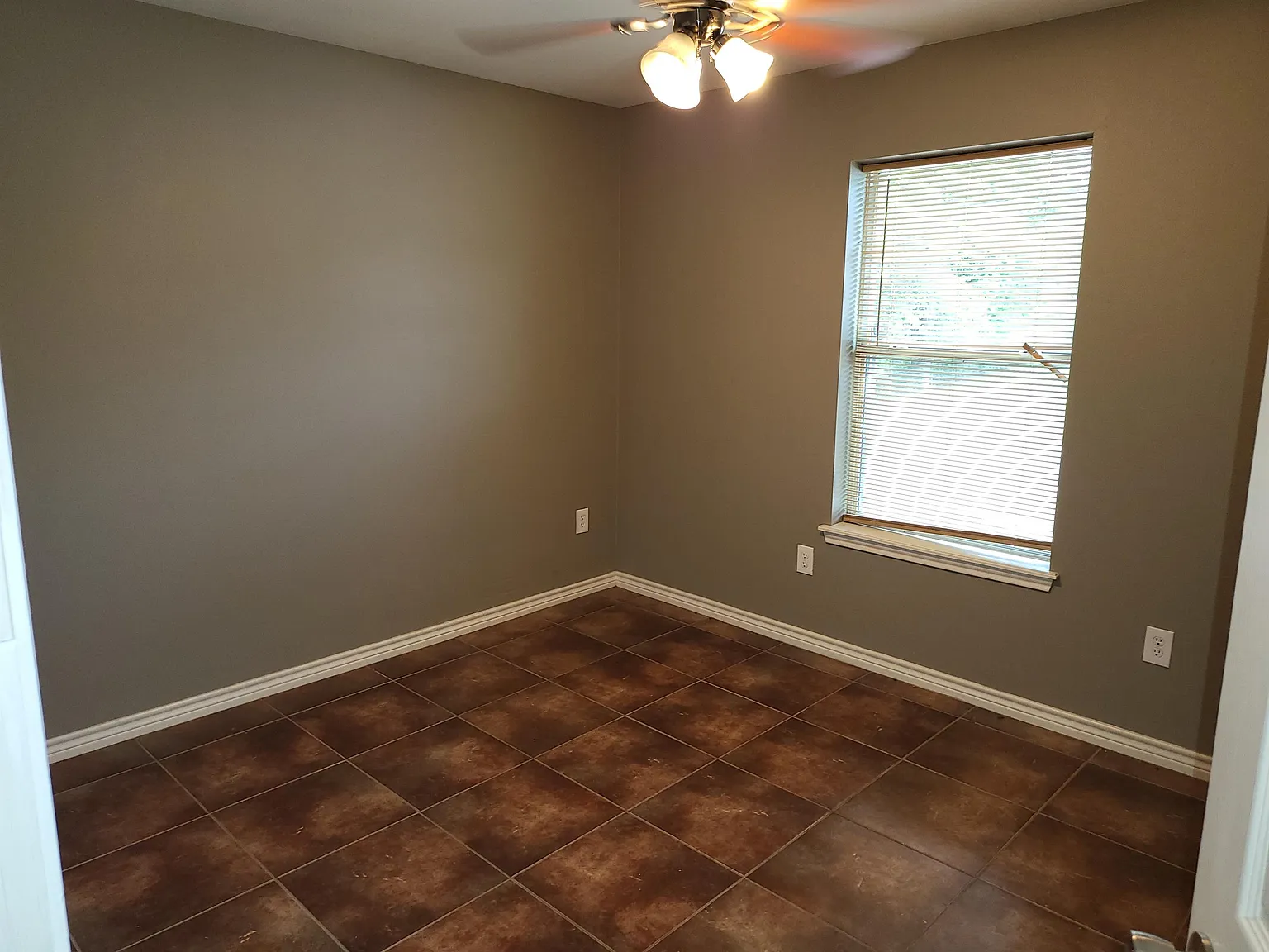 2600 Canyon - 1 — Photo 4