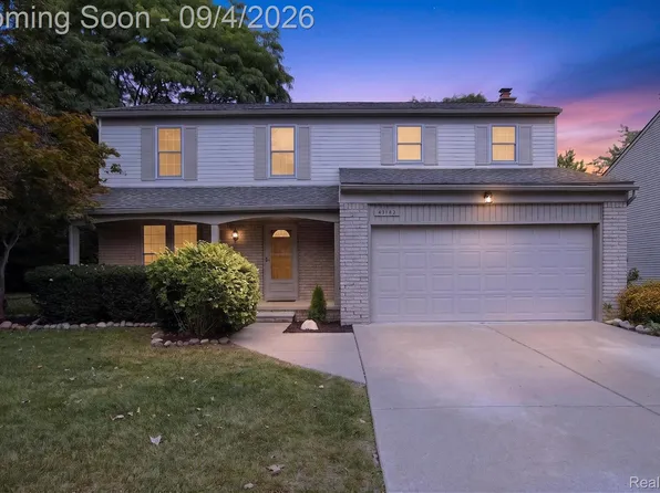 43182 Applewood Rd, Canton, MI 48188