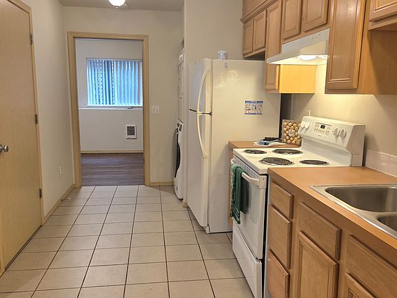 5th image of 11933 SE Oak St APT 104