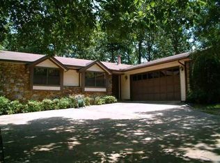 5 Royal Ct, Little Rock, AR 72211