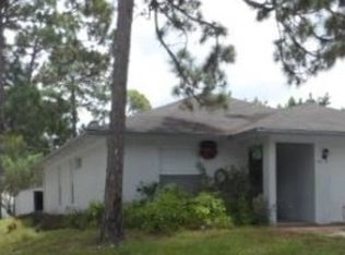 706 11th Dr SW, Vero Beach, FL 32962